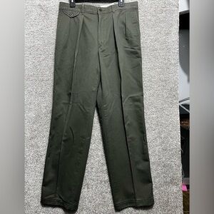 Savane Woman’s Green Pleated Dress Pants Career Slacks Size 12
